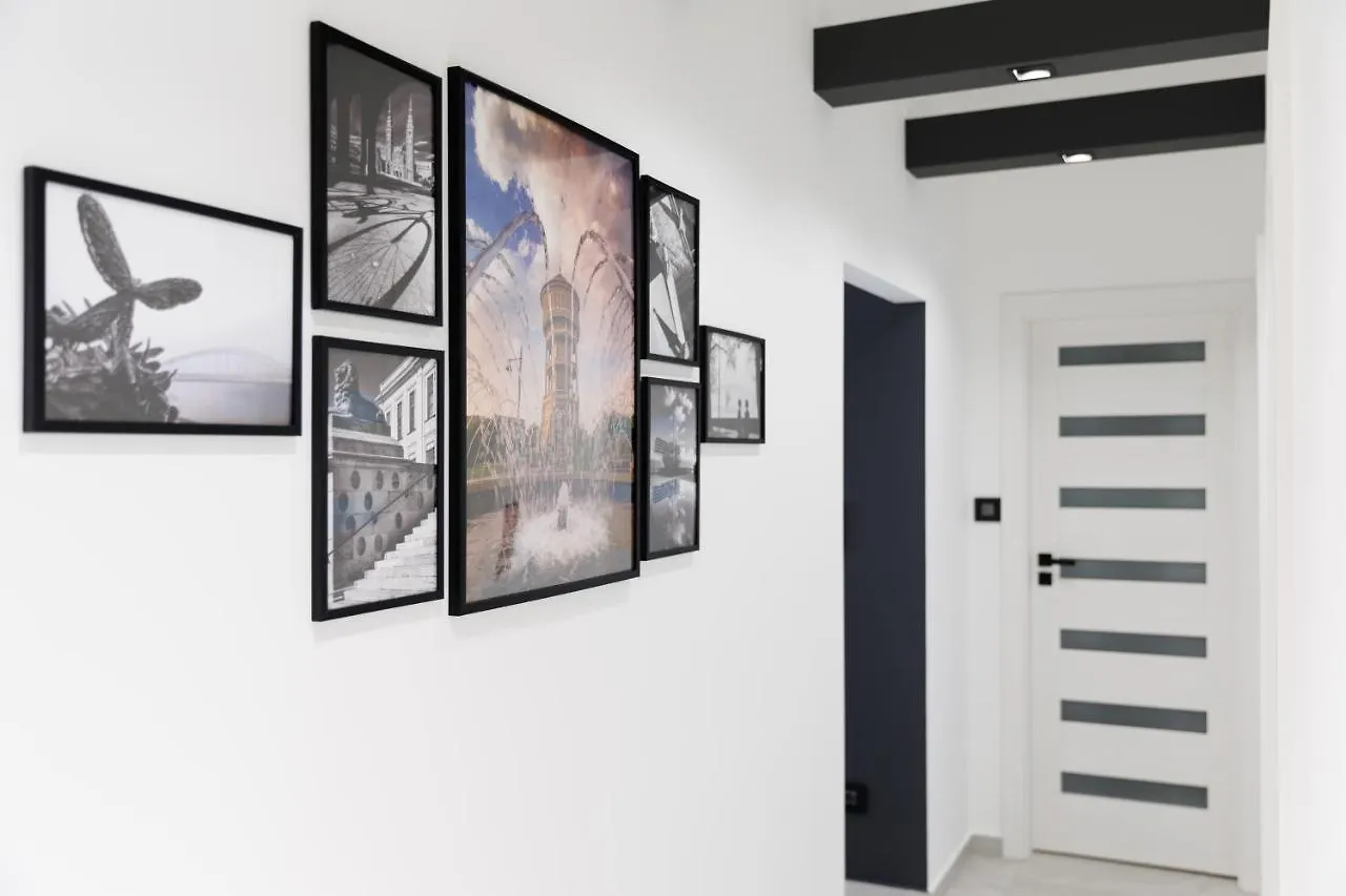 Daire Noir Hotel - Penthouse Apartman Segedin