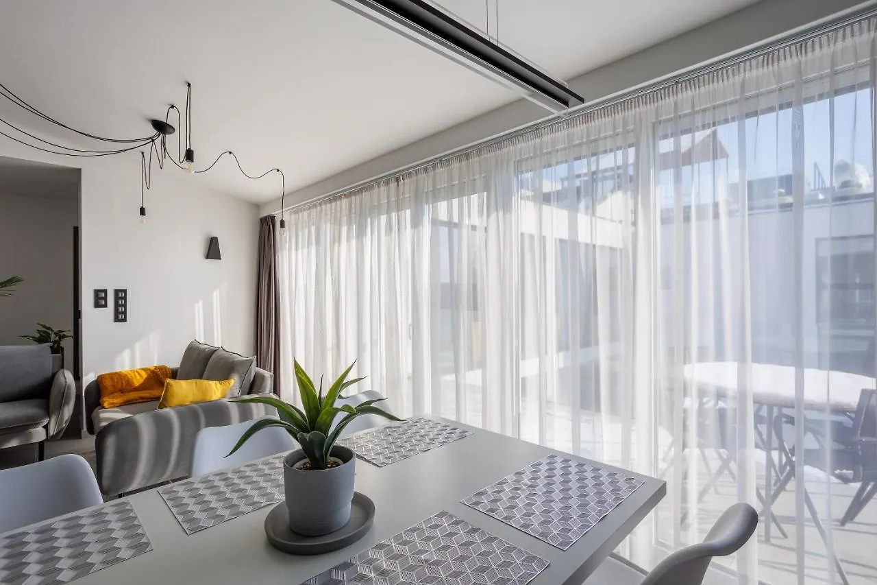 Noir Hotel - Penthouse Apartman Segedin 0*,  Macaristan